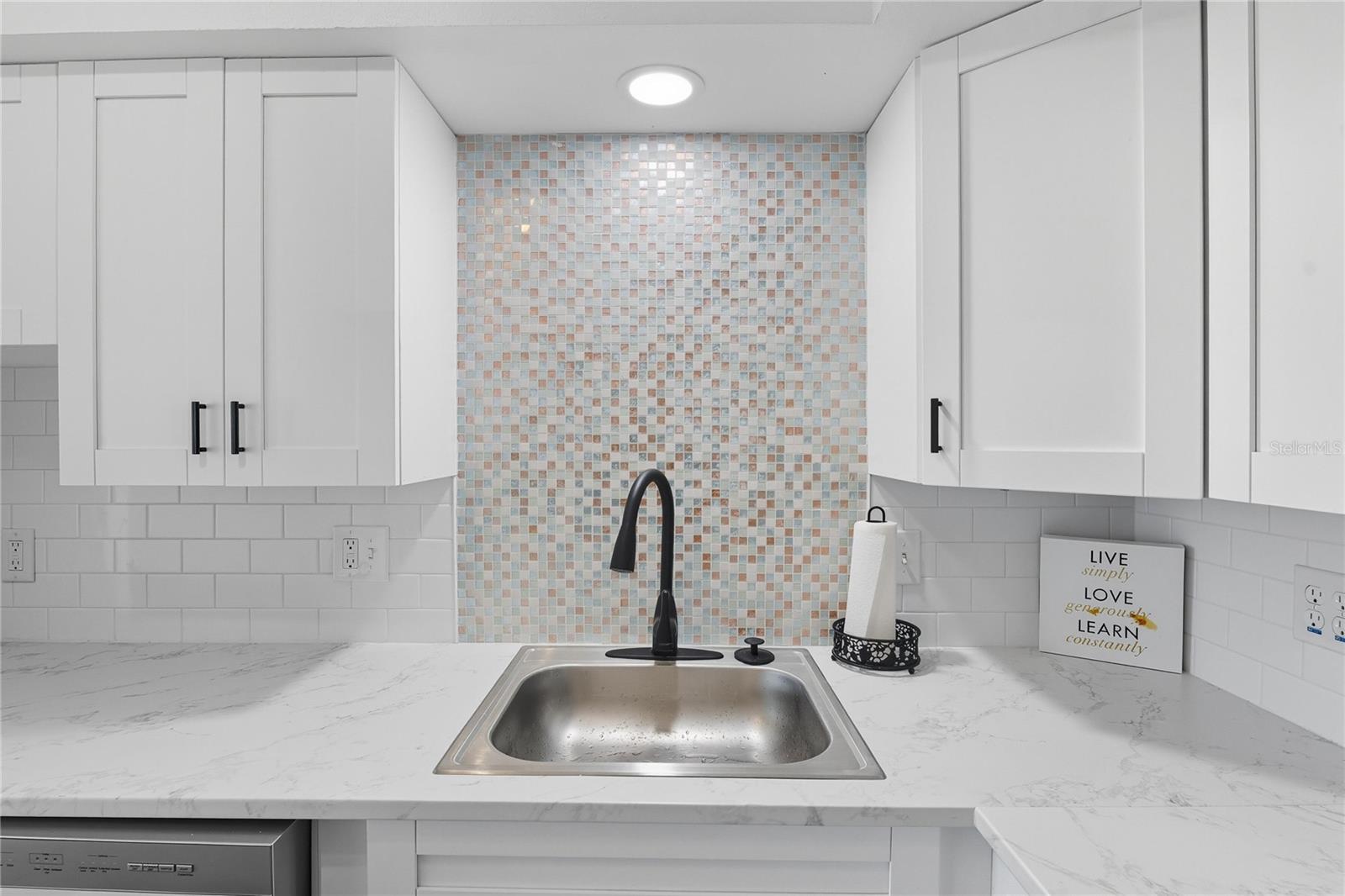 2257 WORLD PARKWAY BLVD W #61