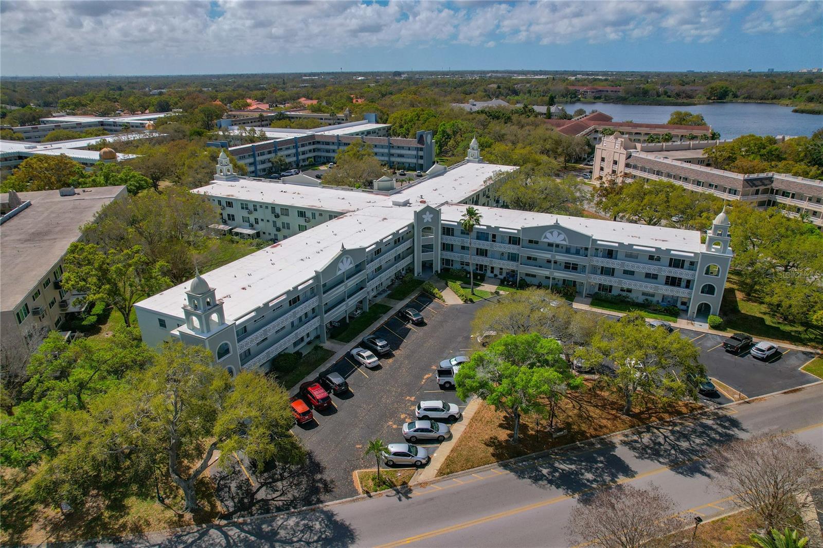 2257 WORLD PARKWAY BLVD W #61