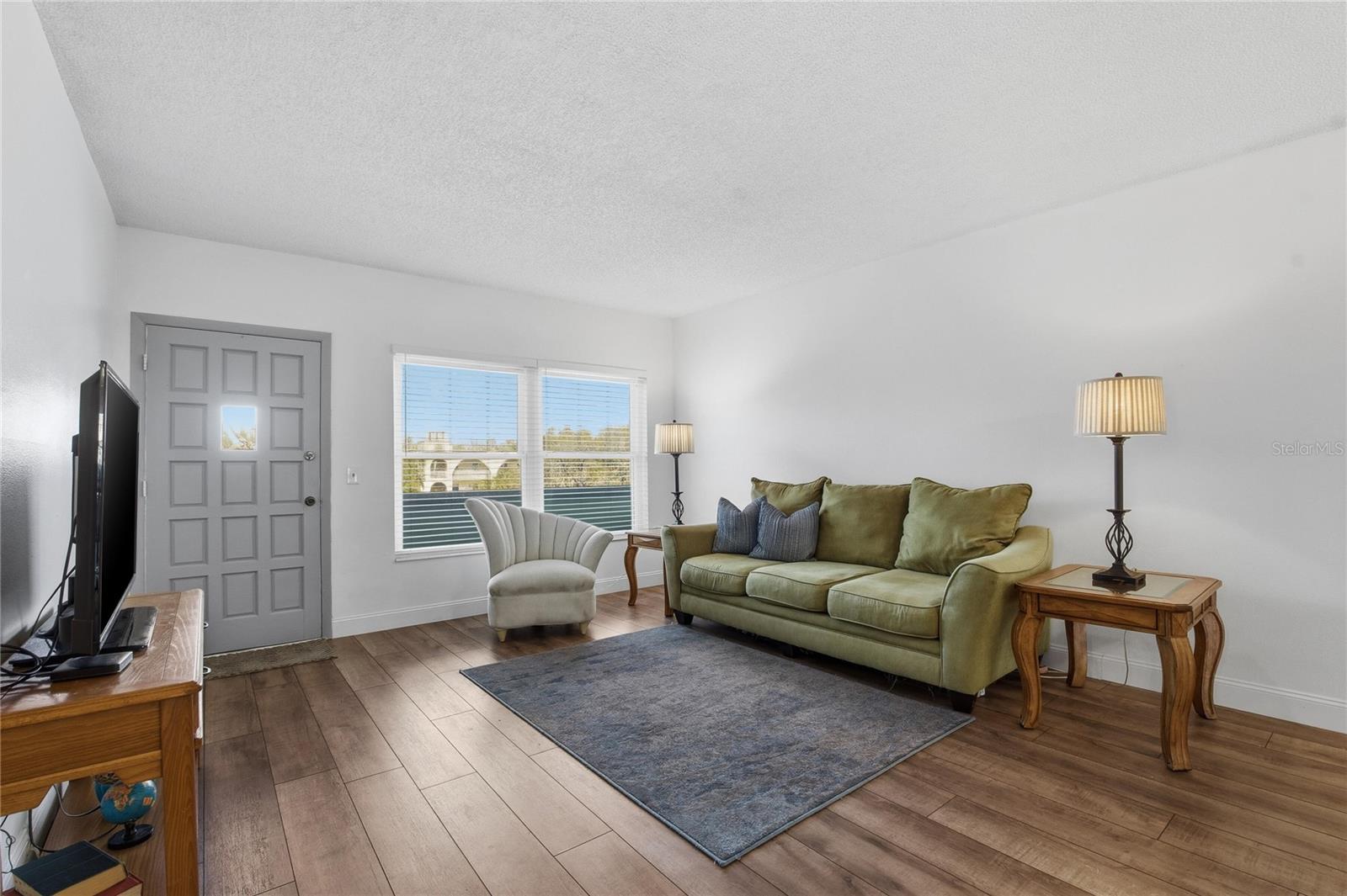 2257 WORLD PARKWAY BLVD W #61