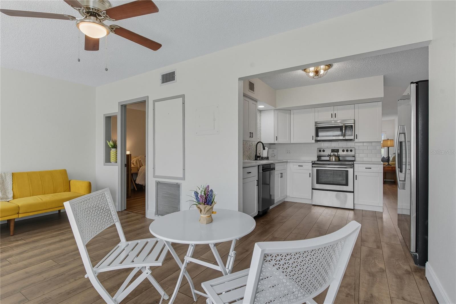 2257 WORLD PARKWAY BLVD W #61