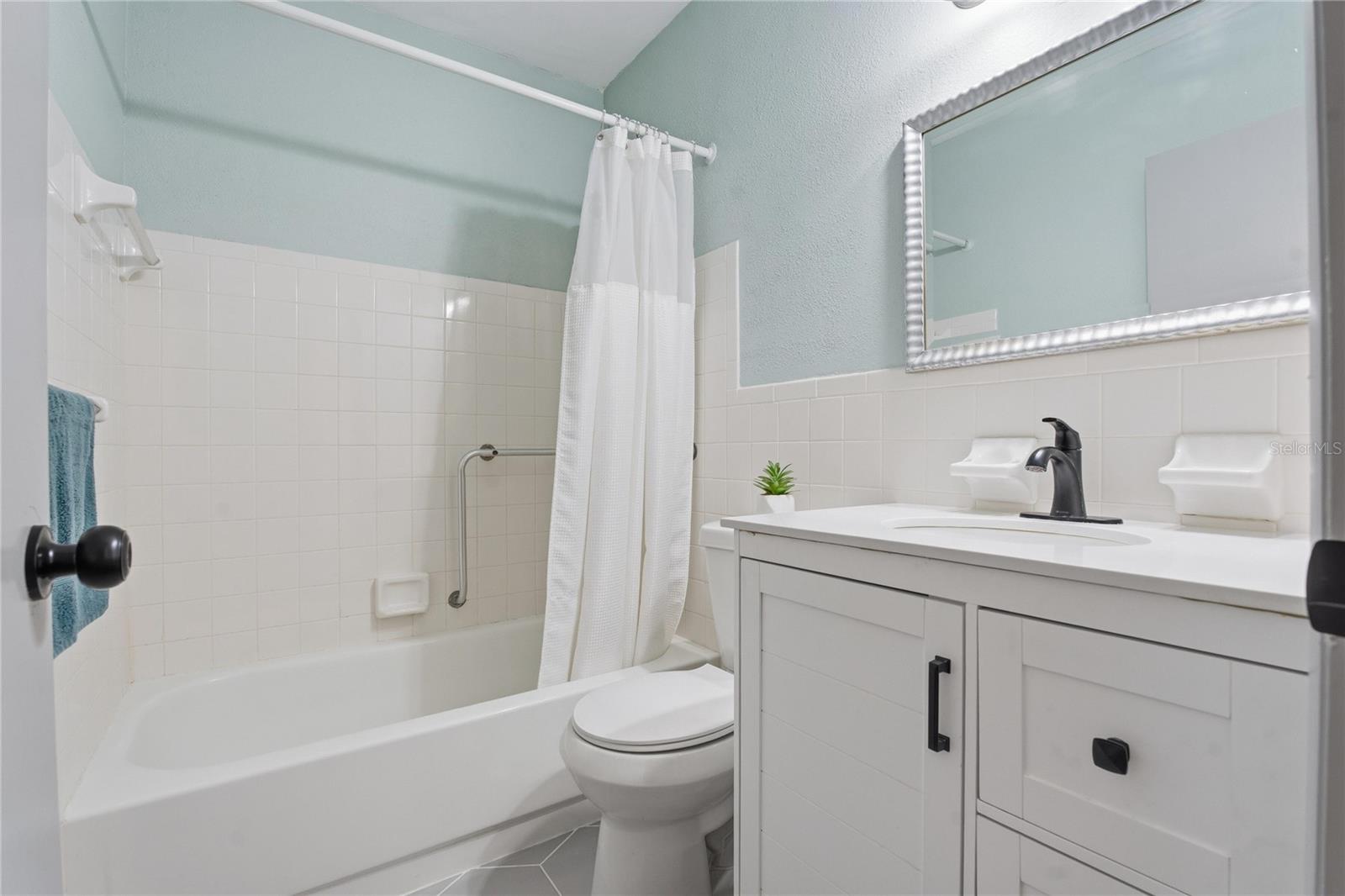 2257 WORLD PARKWAY BLVD W #61