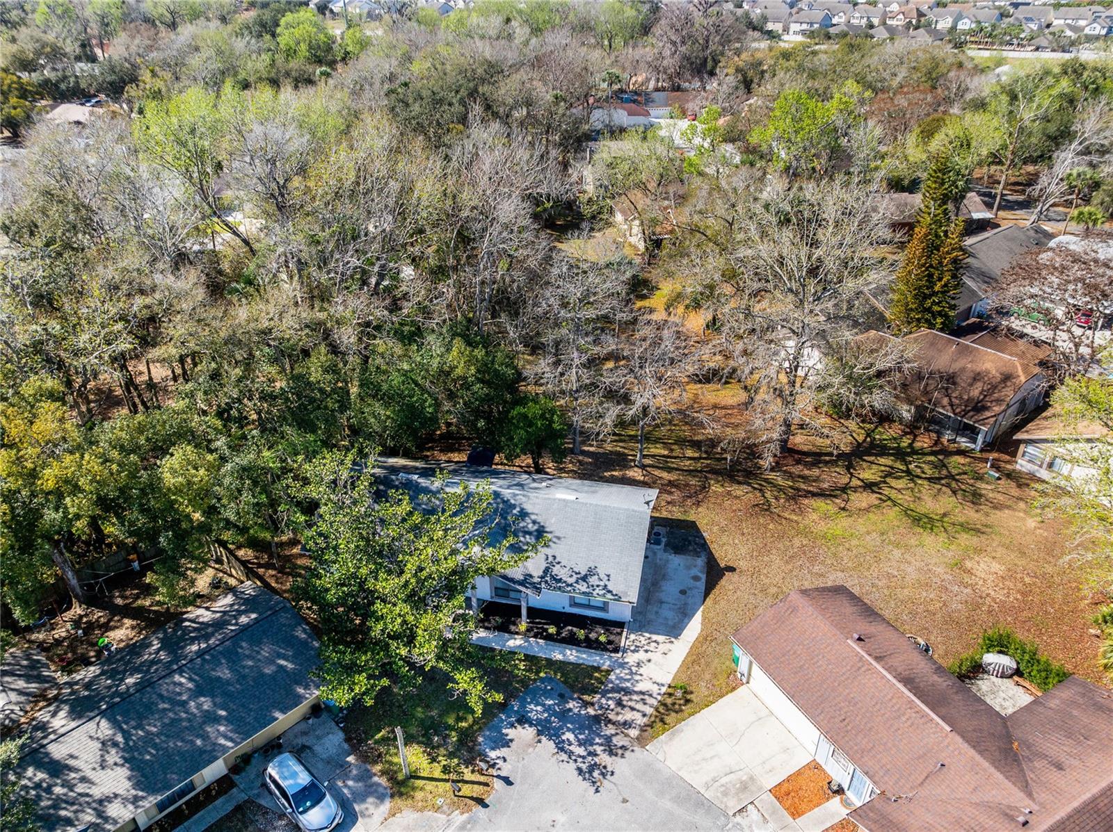 710 BRIARWOOD DR