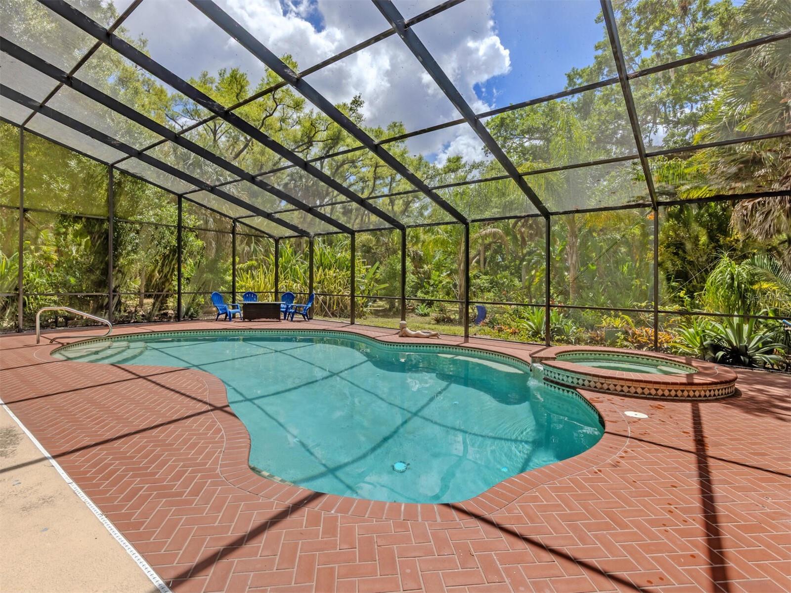 2602 FIRETREE LN
