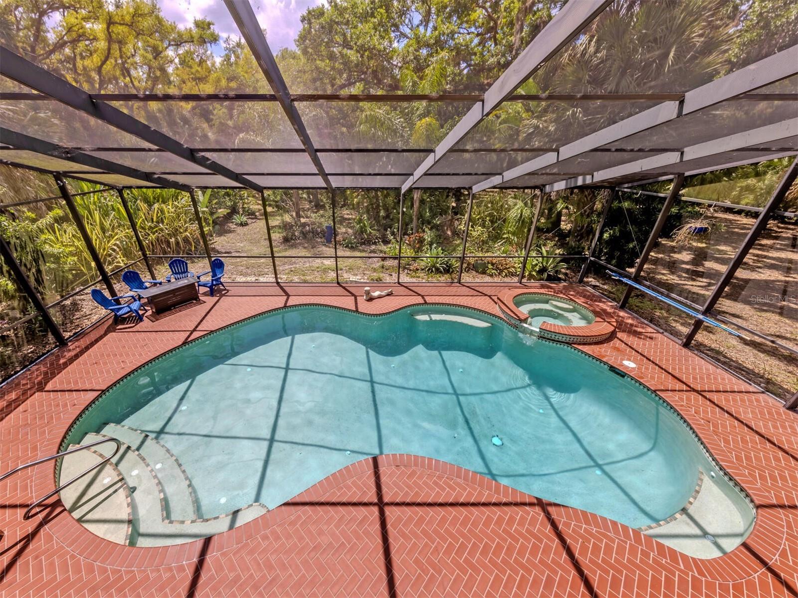 2602 FIRETREE LN
