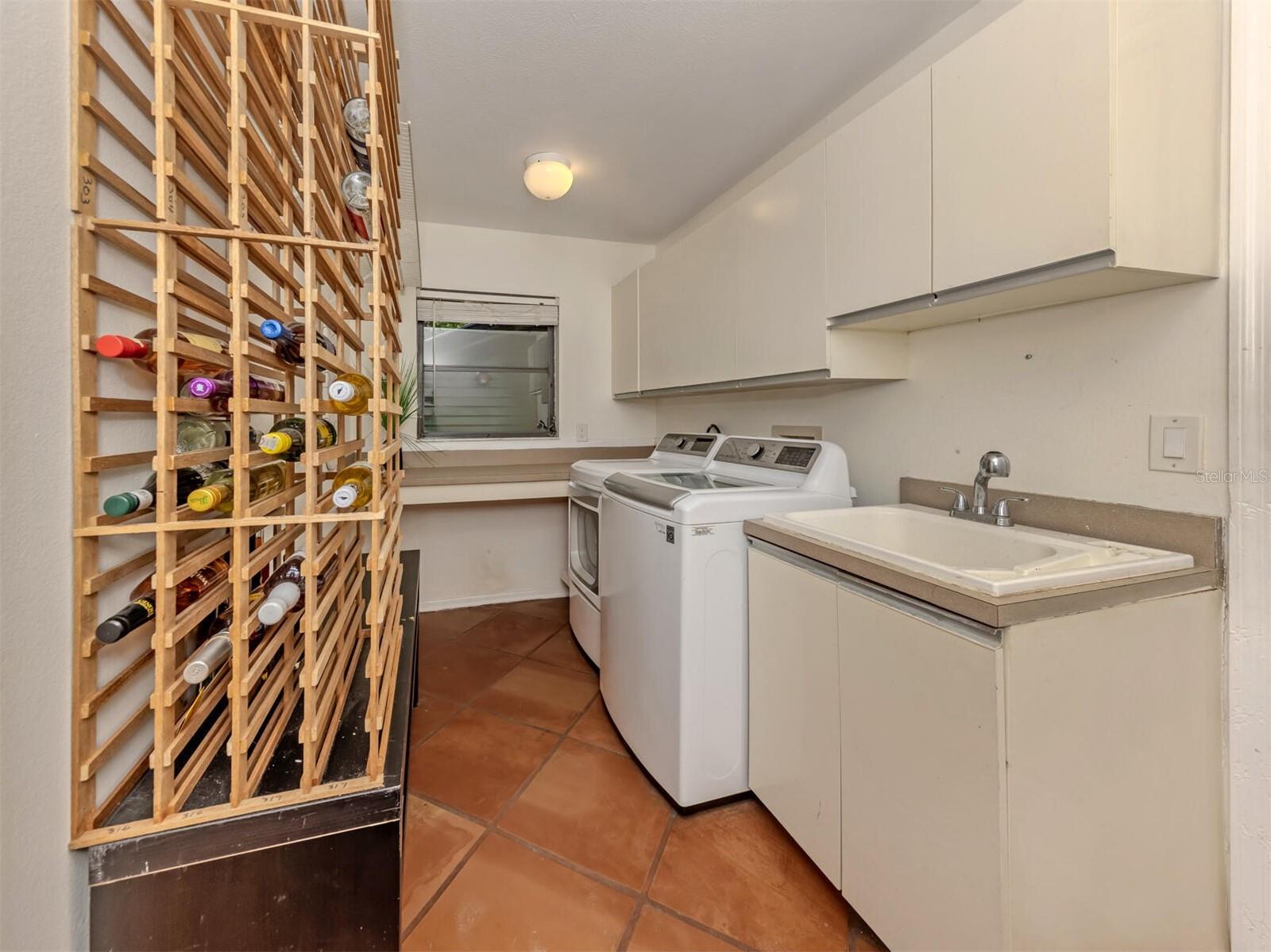 2602 FIRETREE LN
