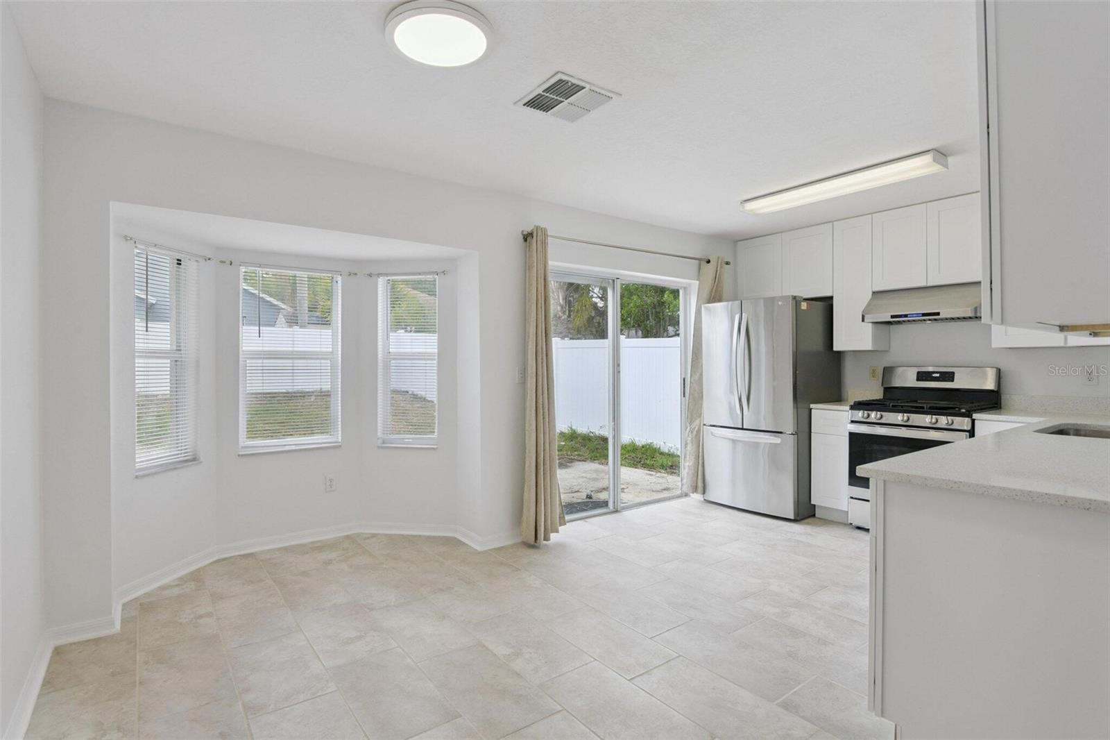 5609 TANAGERGROVE WAY