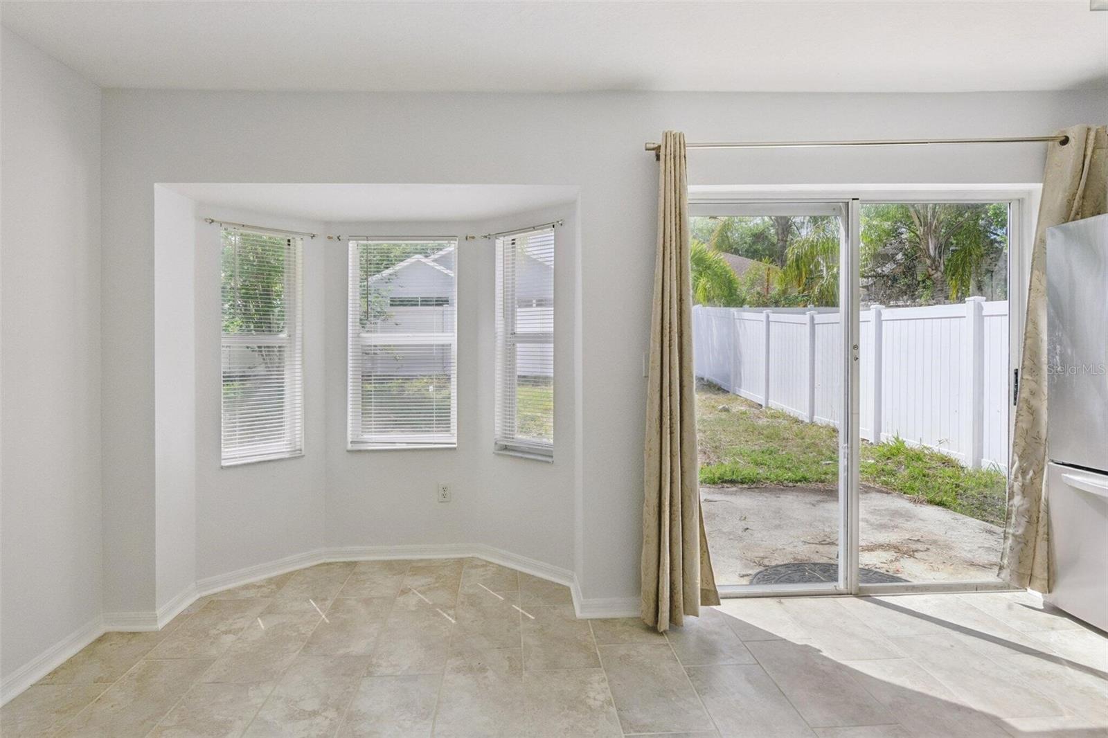 5609 TANAGERGROVE WAY