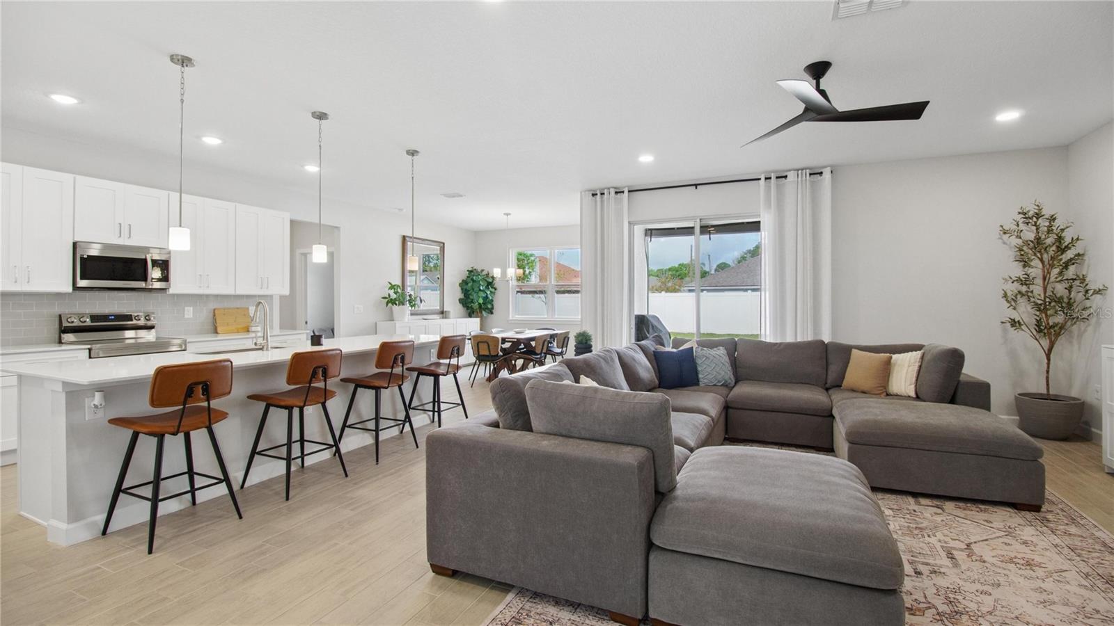 61 BEAUFORD LN
