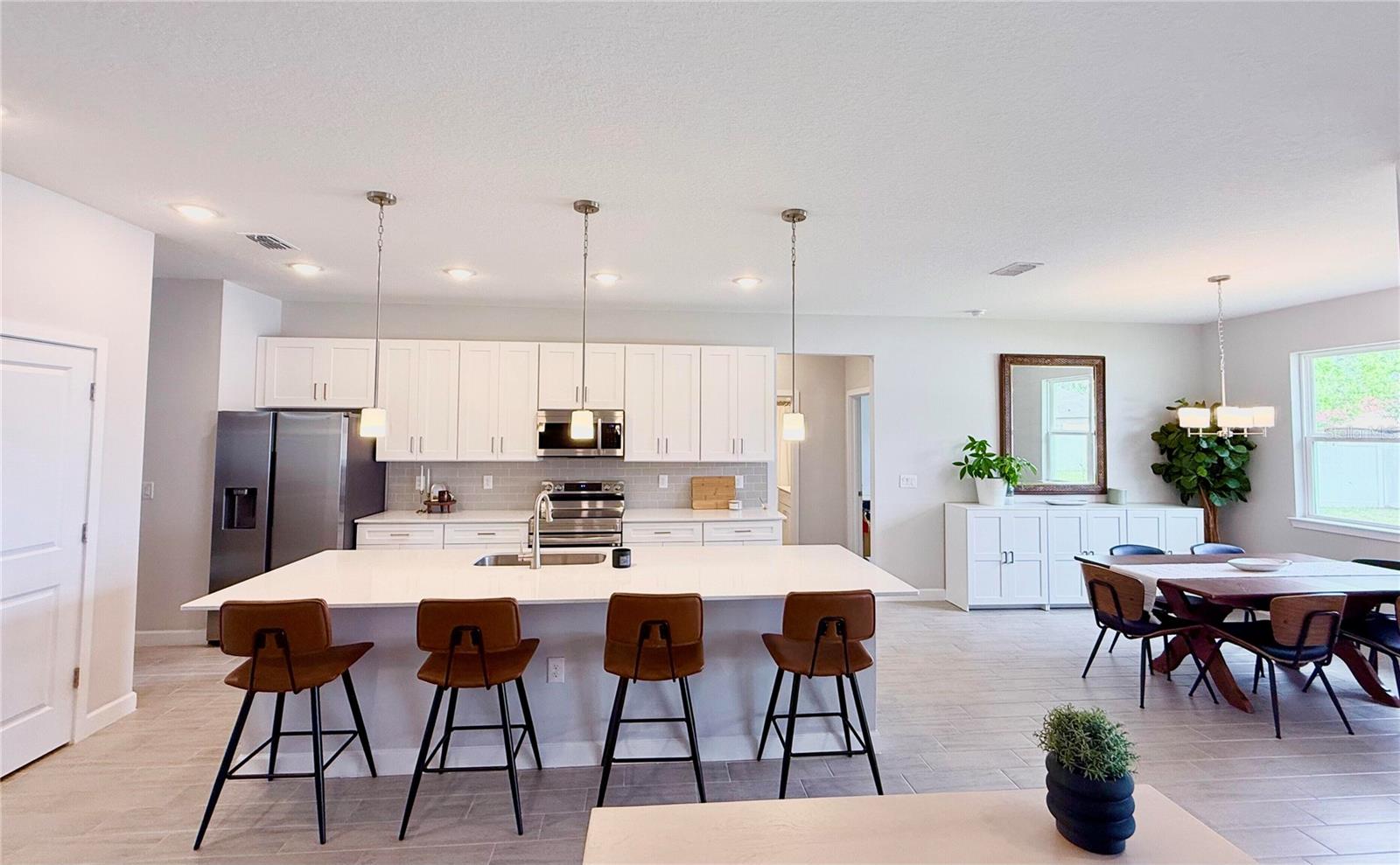 61 BEAUFORD LN