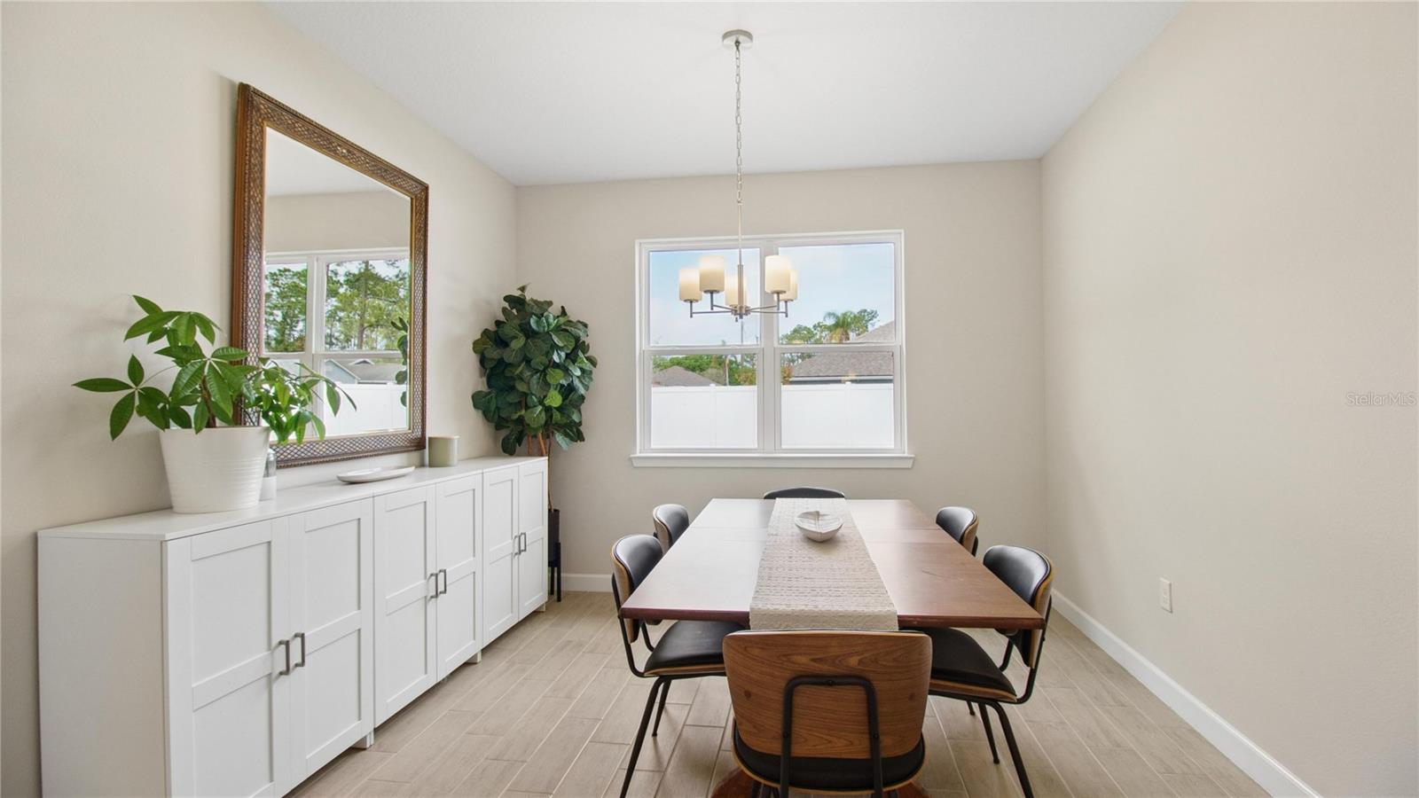 61 BEAUFORD LN