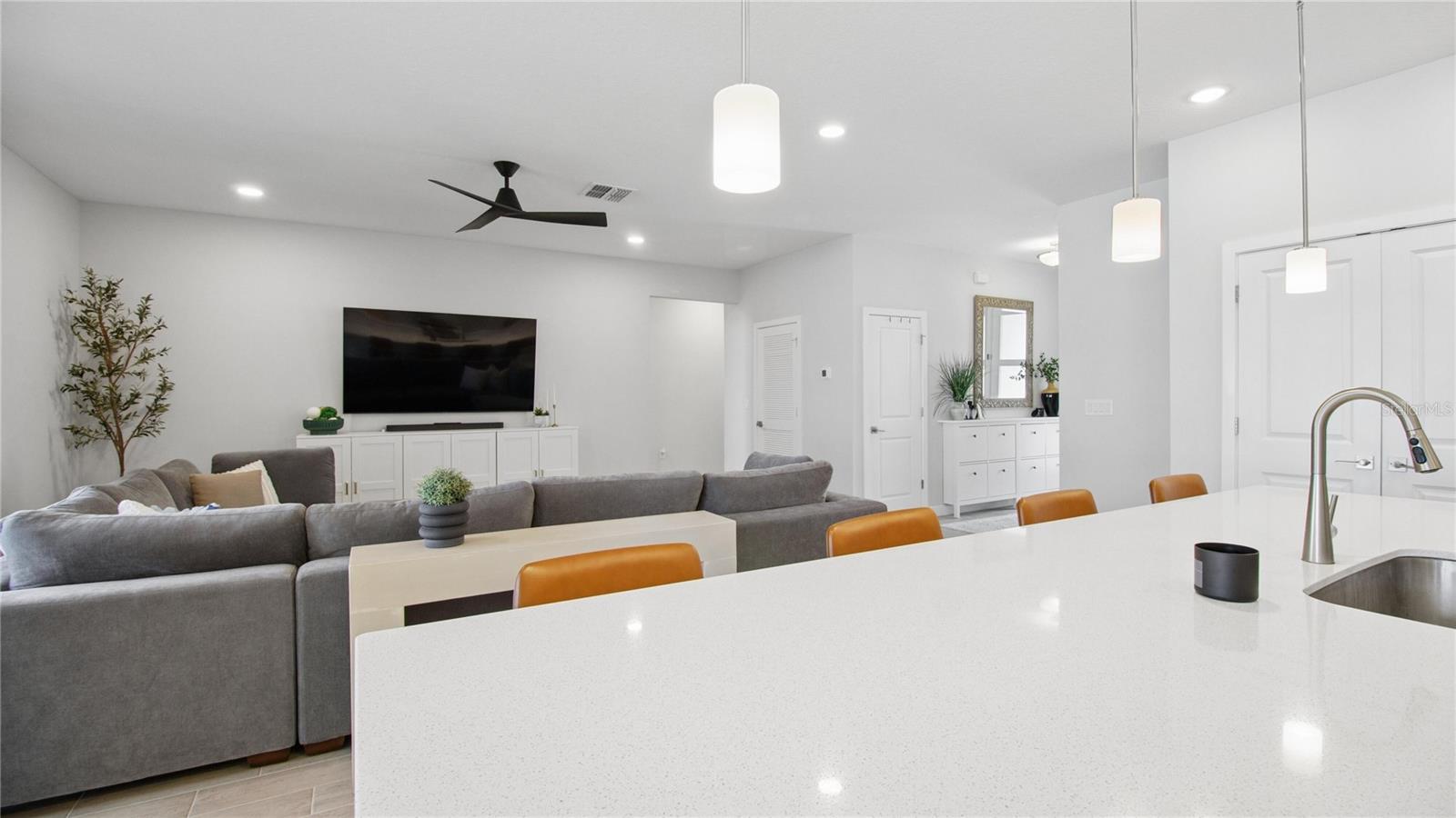 61 BEAUFORD LN