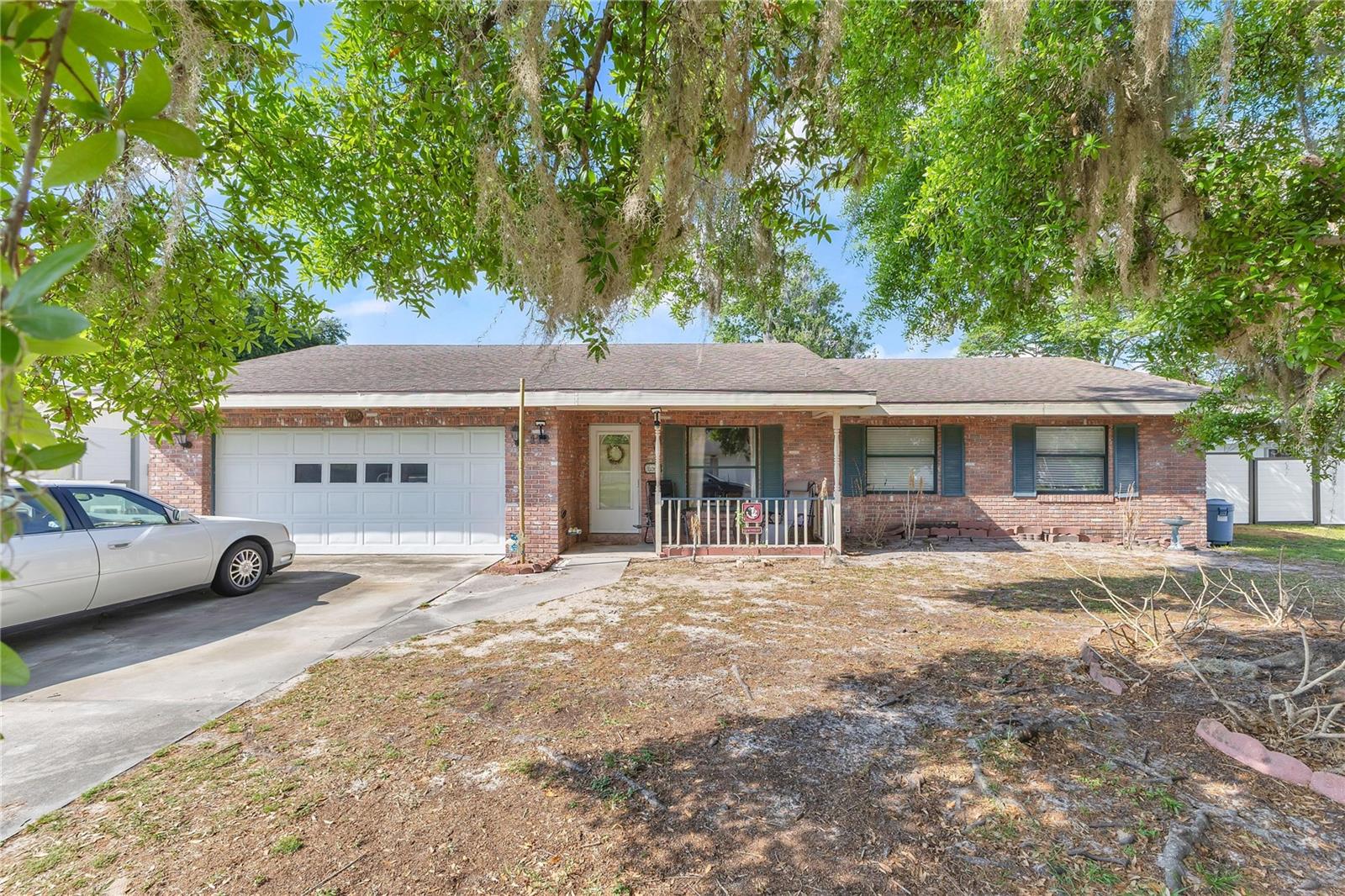 112 SANDBURG LN