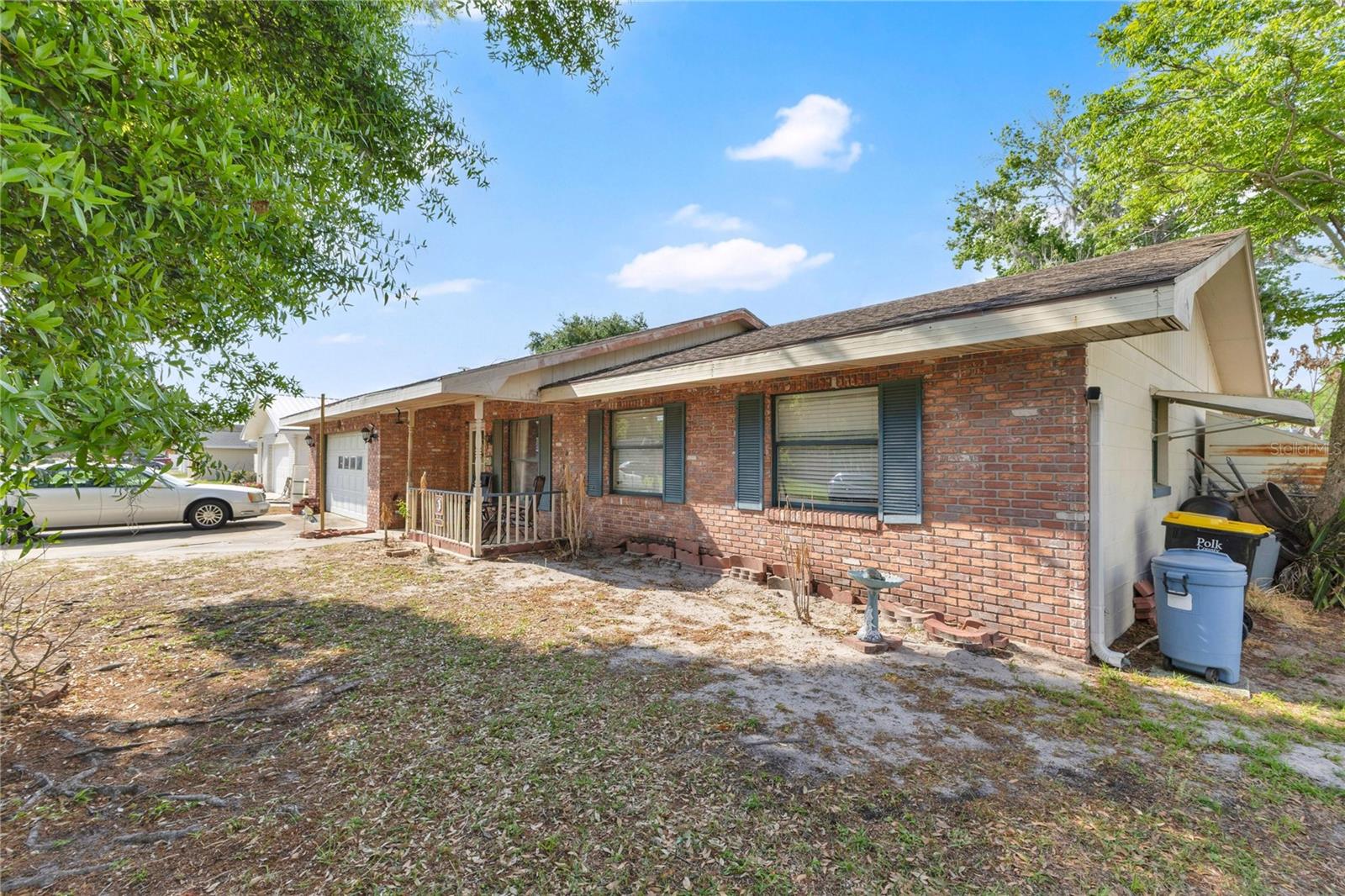 112 SANDBURG LN