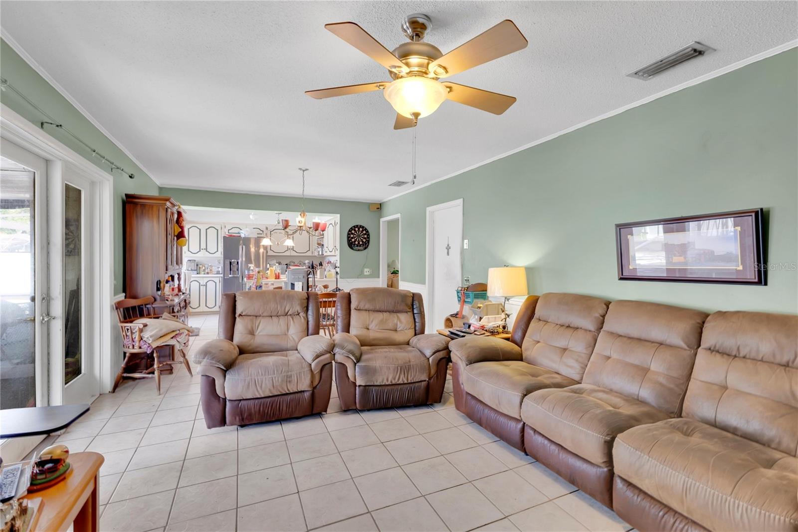 112 SANDBURG LN
