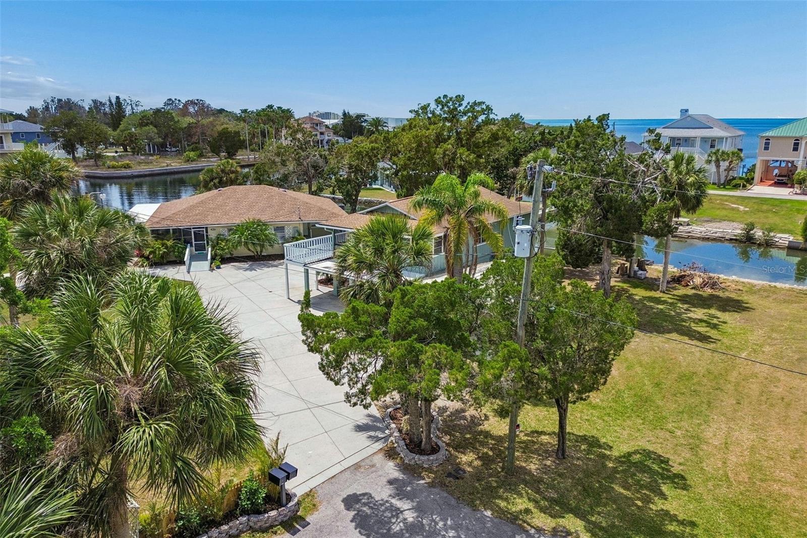 14539 COFFEY LN