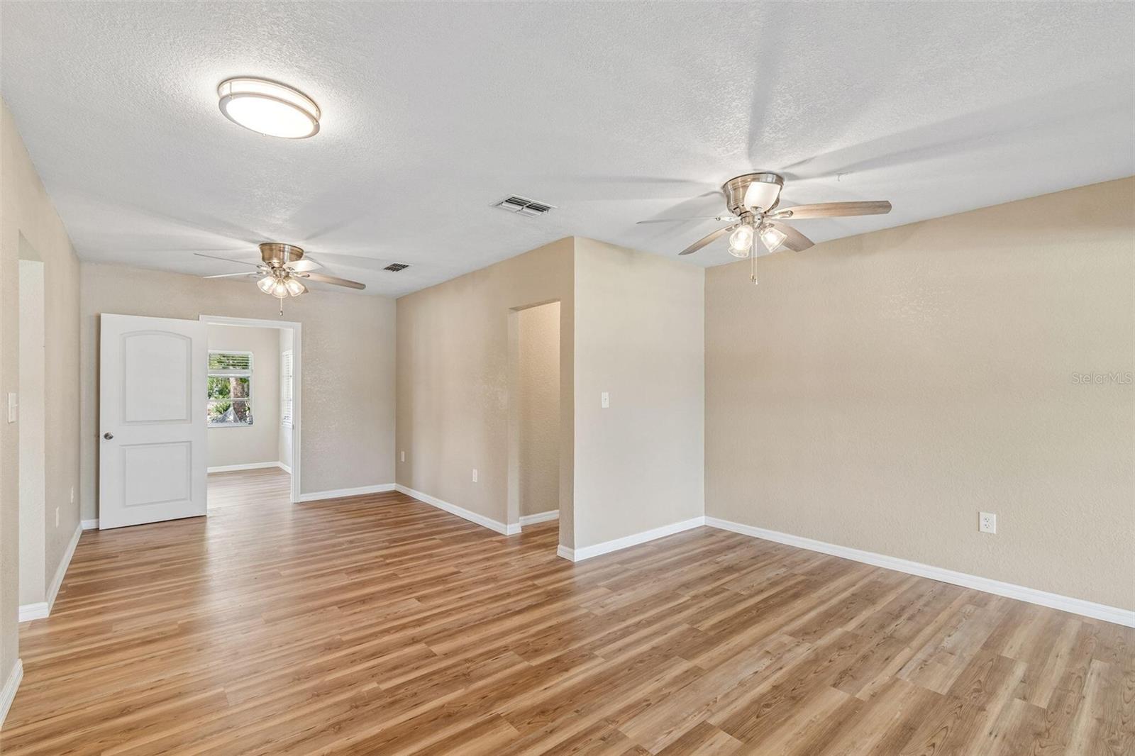 14539 COFFEY LN