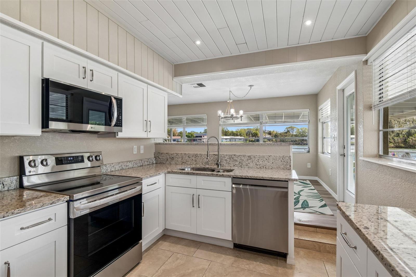 14539 COFFEY LN