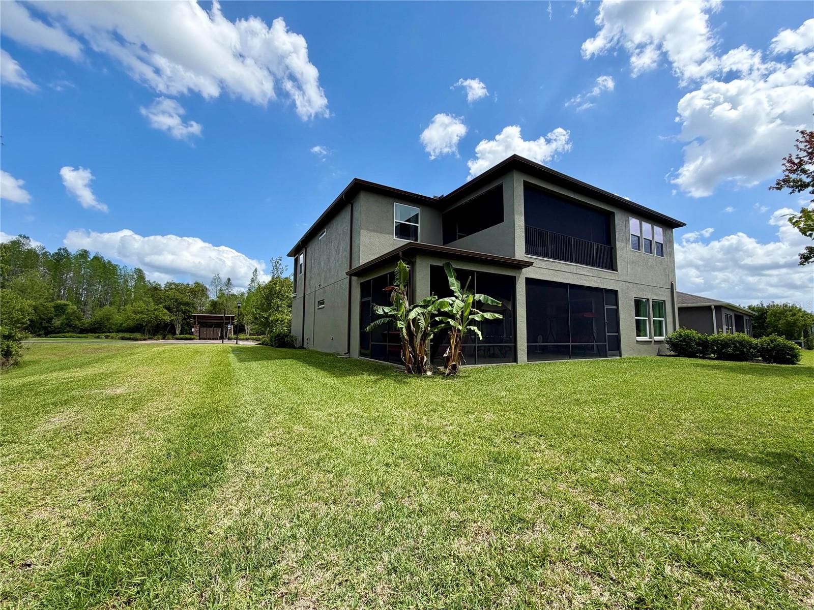 1879 WHITEWILLOW DR