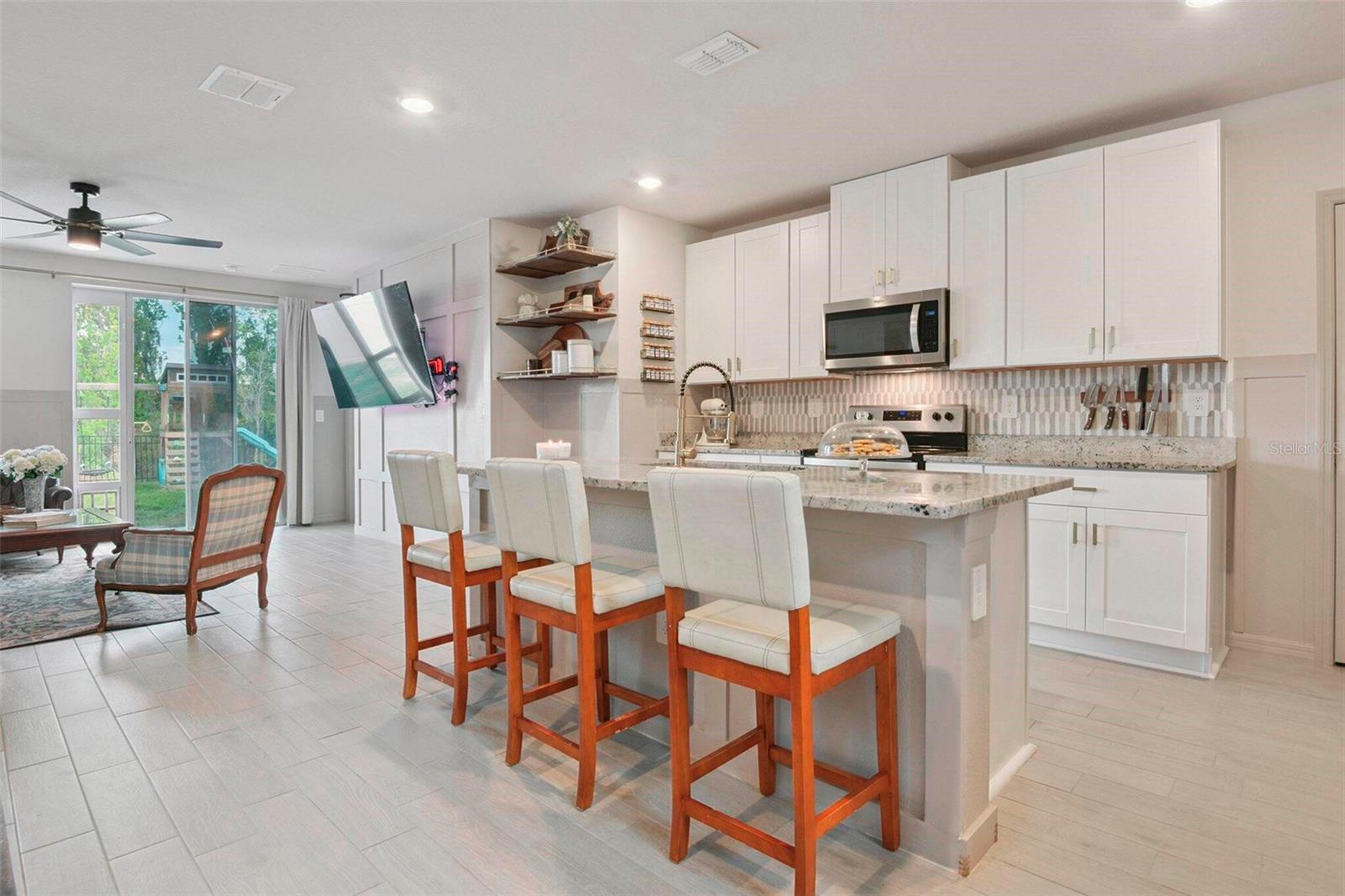 3610 RADIANT MOUNTAIN DR
