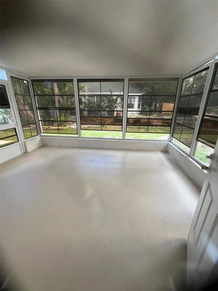 161 STANFORD RD