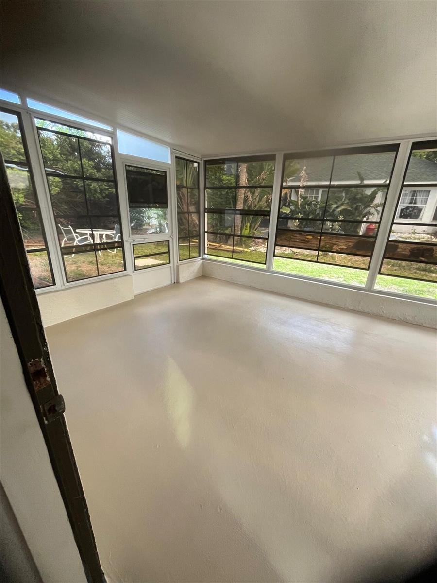 161 STANFORD RD