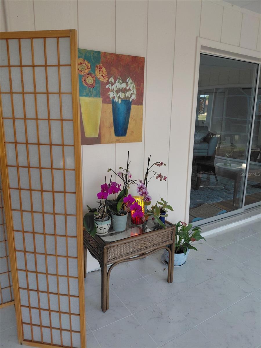 43 WINDSOR DR