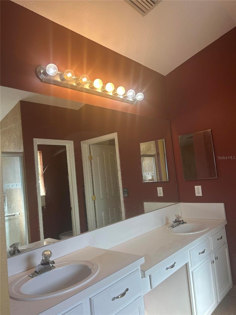 10508 BARNSTABLE CT