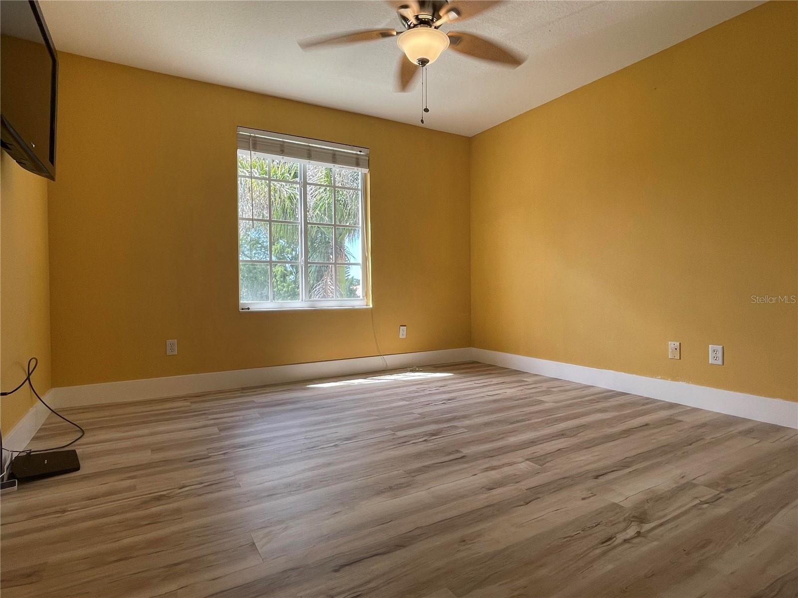 759 FORDINGBRIDGE WAY