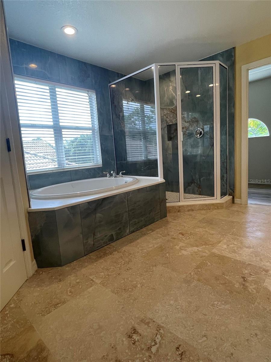759 FORDINGBRIDGE WAY