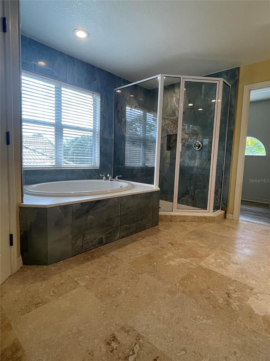 759 FORDINGBRIDGE WAY
