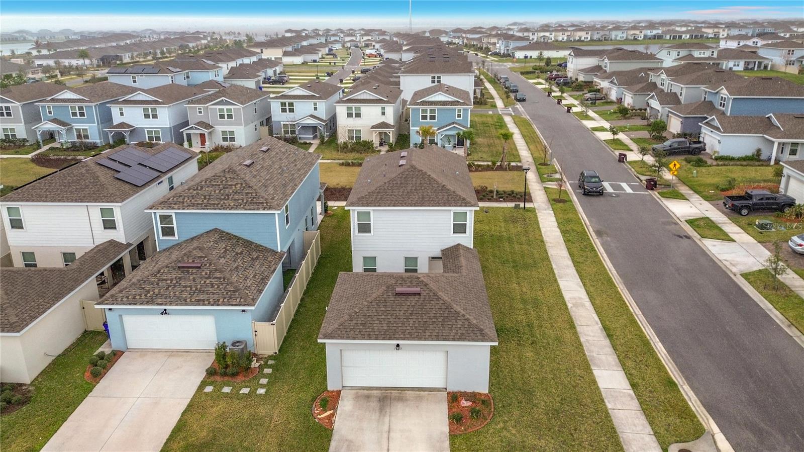 1823 SUMMER SERENITY DR