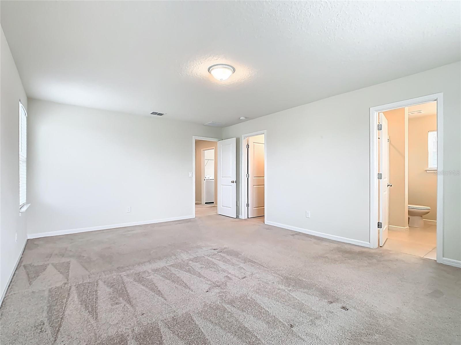 1823 SUMMER SERENITY DR