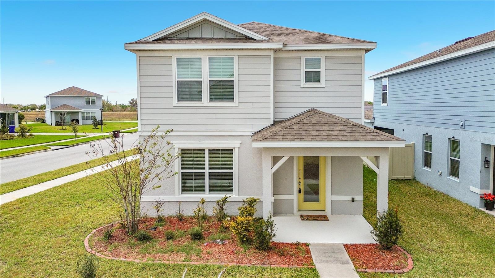 1823 SUMMER SERENITY DR