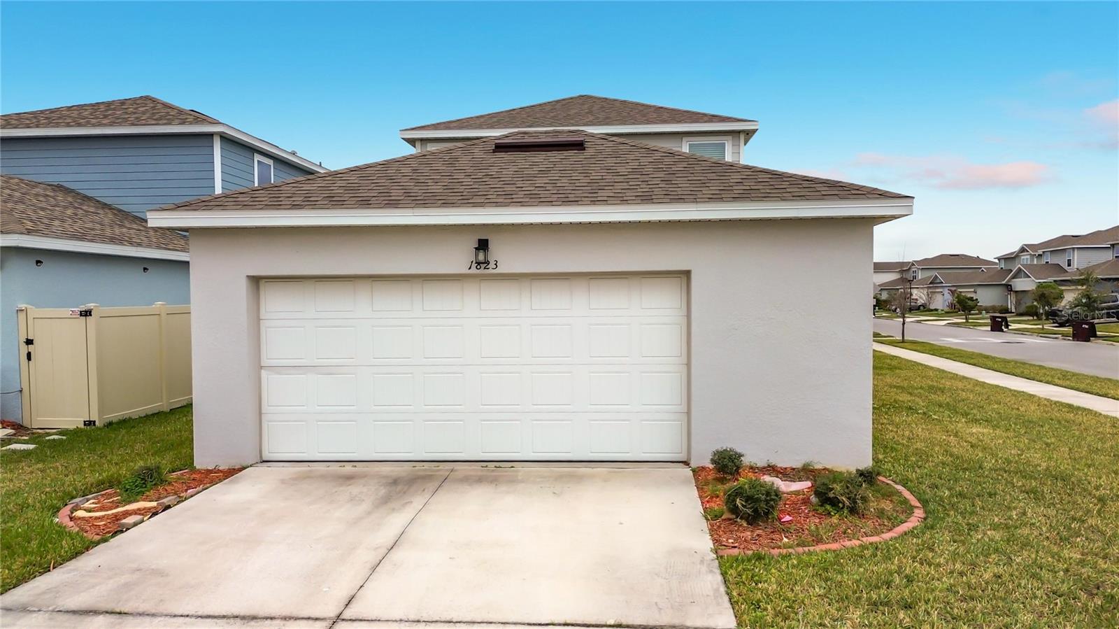 1823 SUMMER SERENITY DR