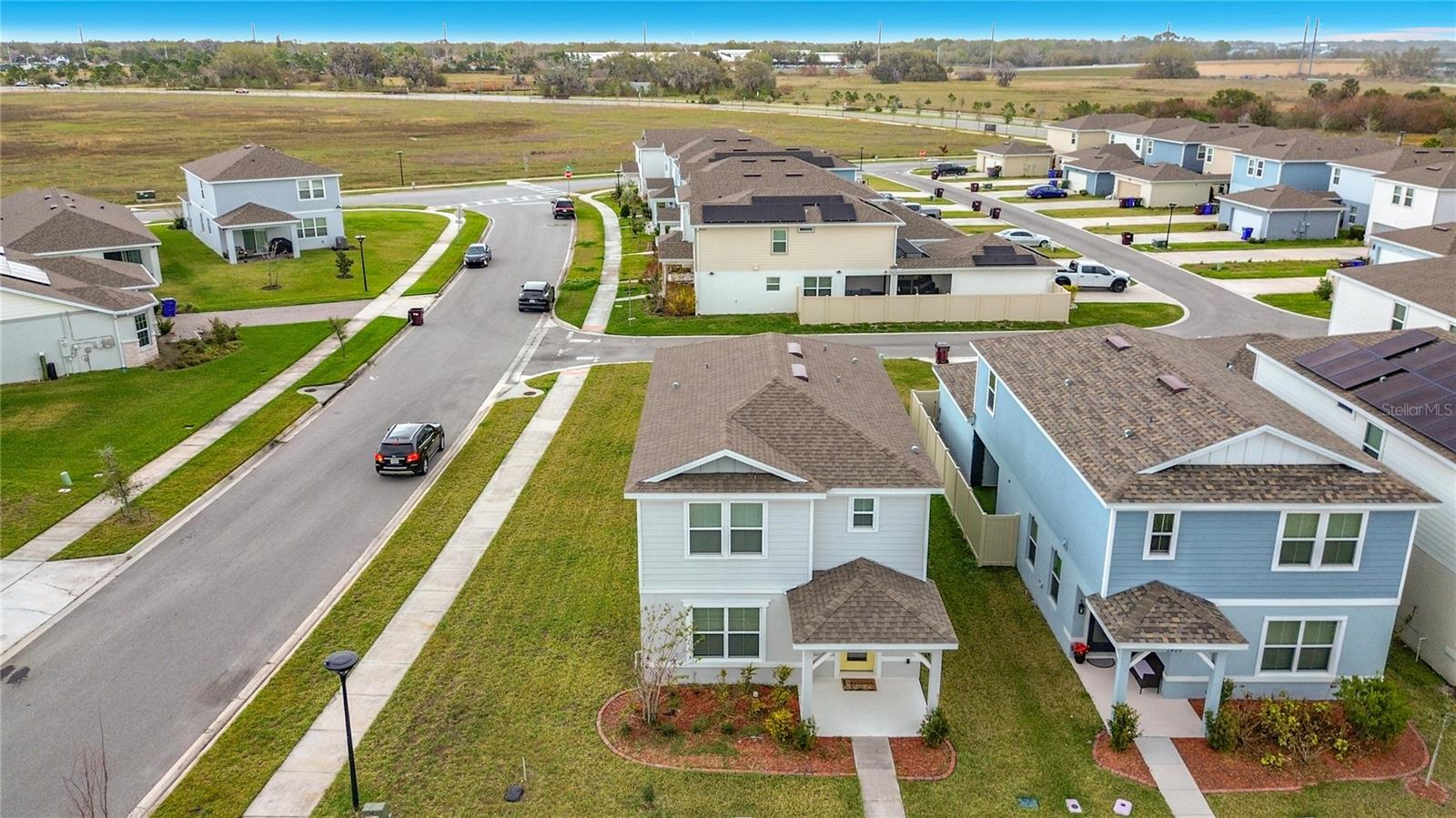 1823 SUMMER SERENITY DR