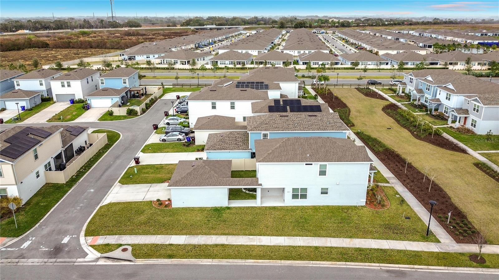 1823 SUMMER SERENITY DR