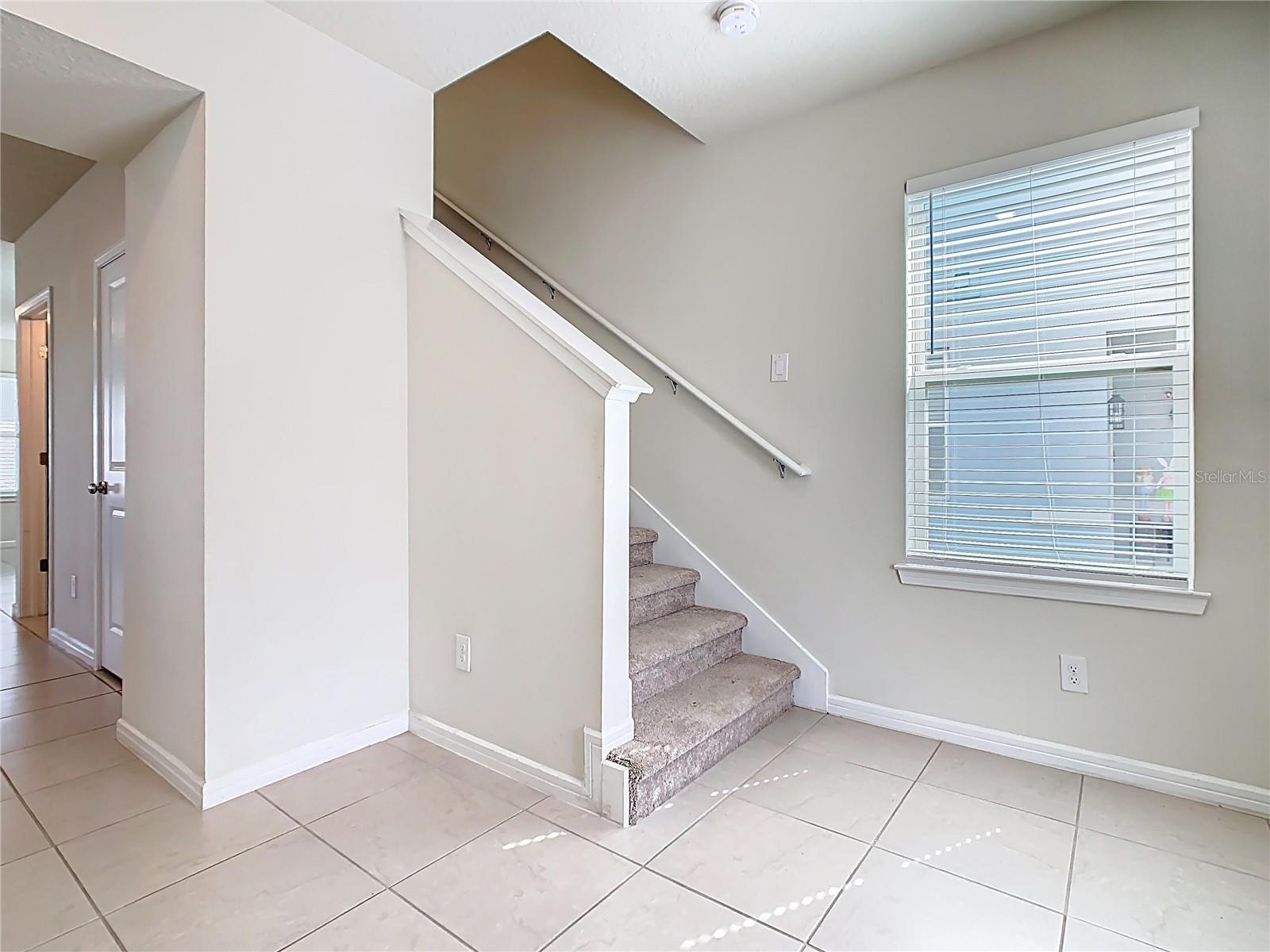 1823 SUMMER SERENITY DR