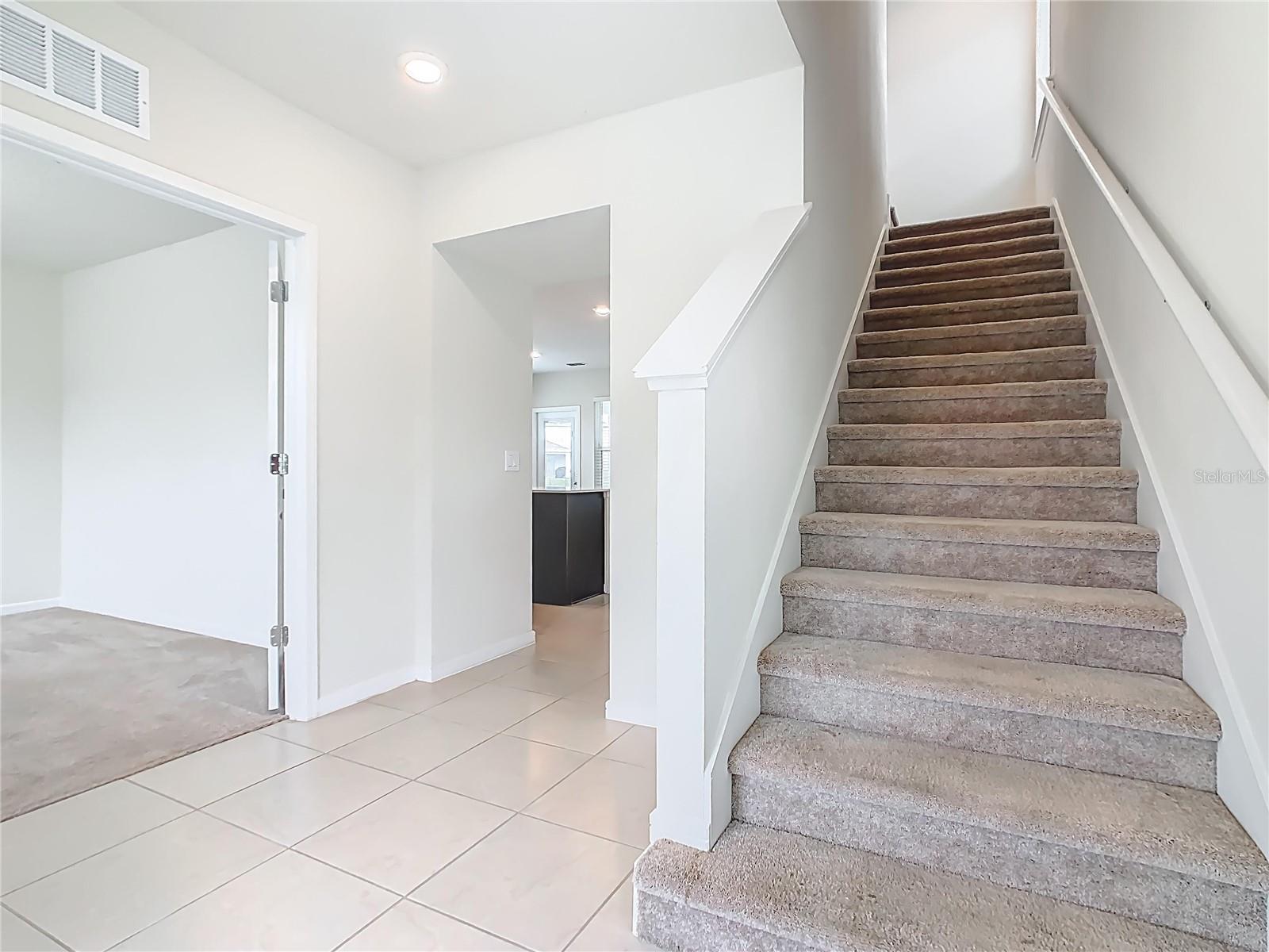 1823 SUMMER SERENITY DR