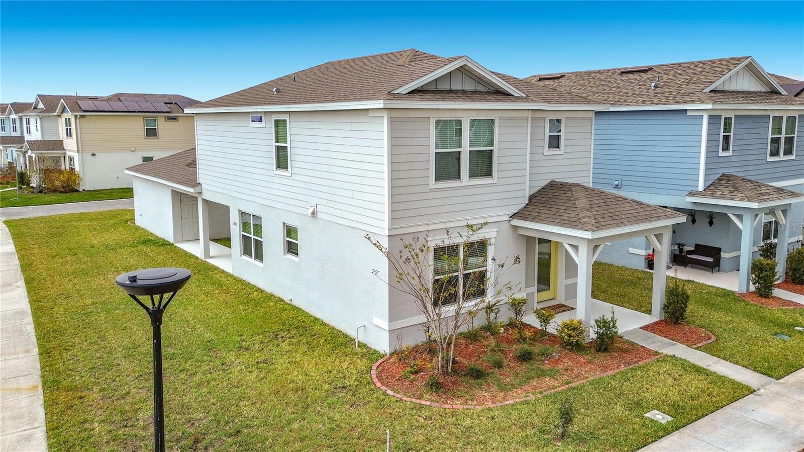 1823 SUMMER SERENITY DR