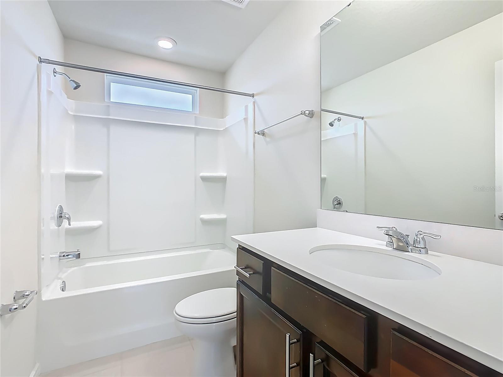 1823 SUMMER SERENITY DR