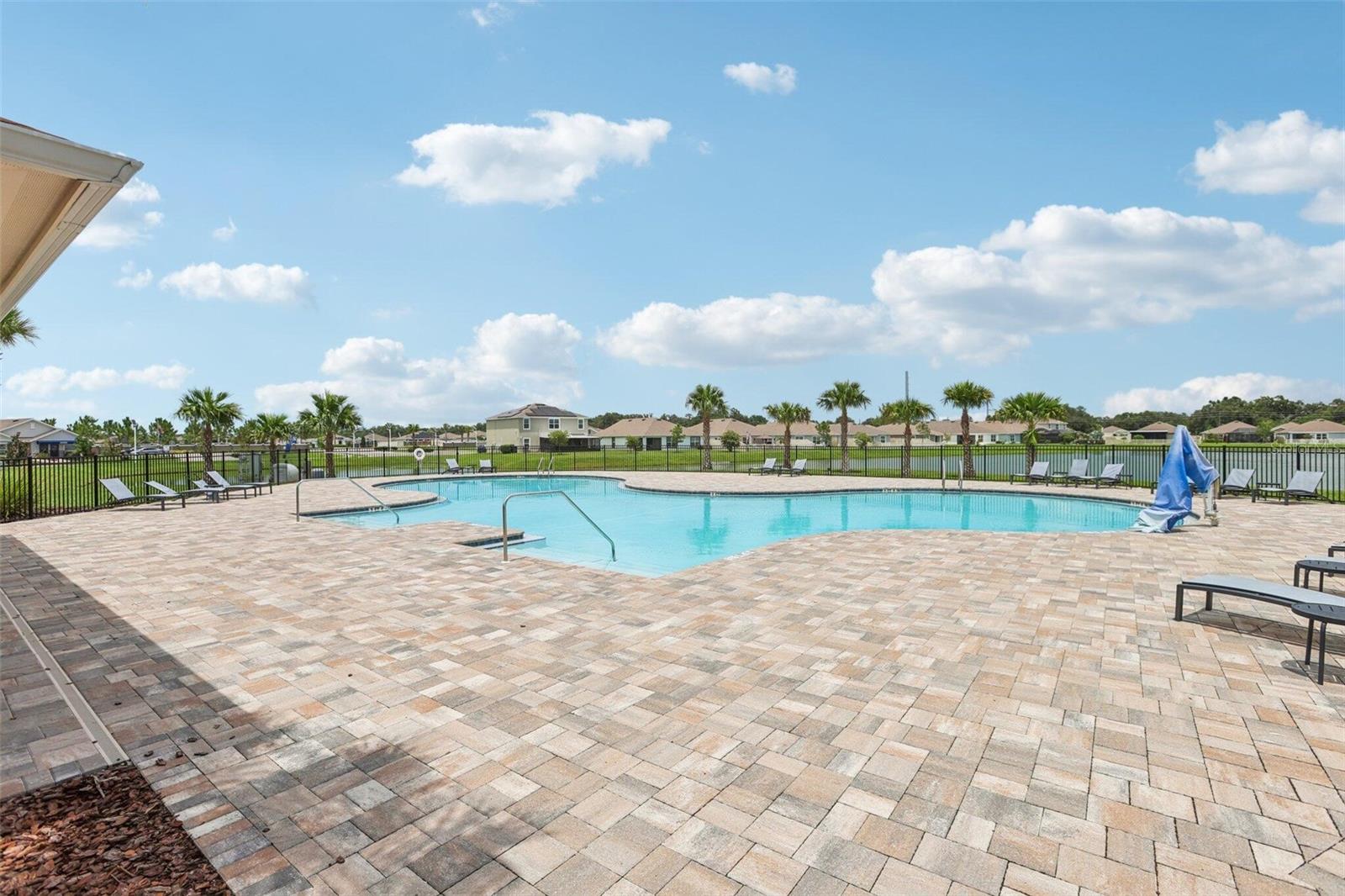 7530 BROAD POINTE DR