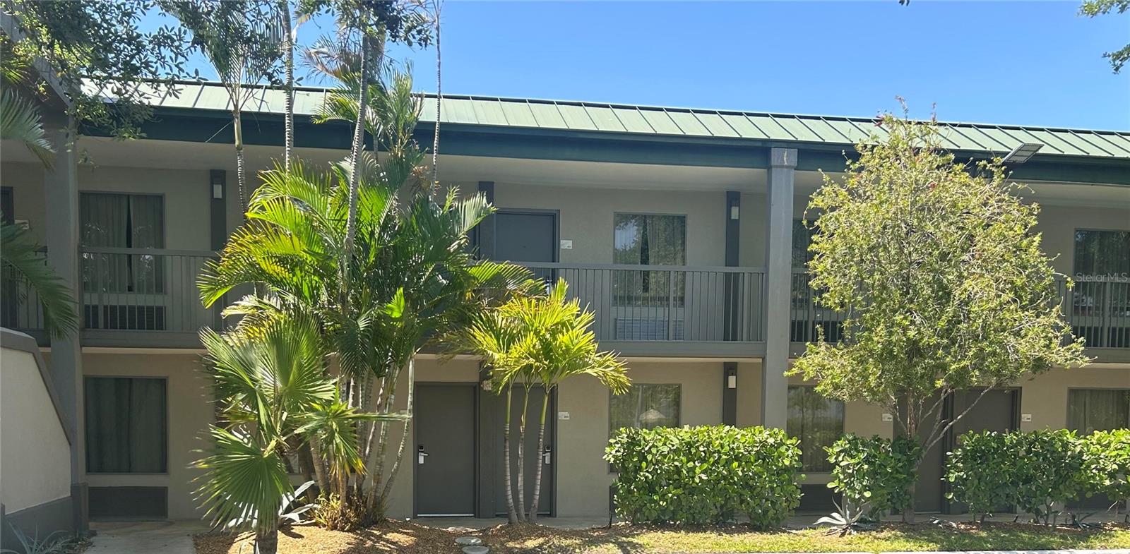 7150 N TAMIAMI TRL #604