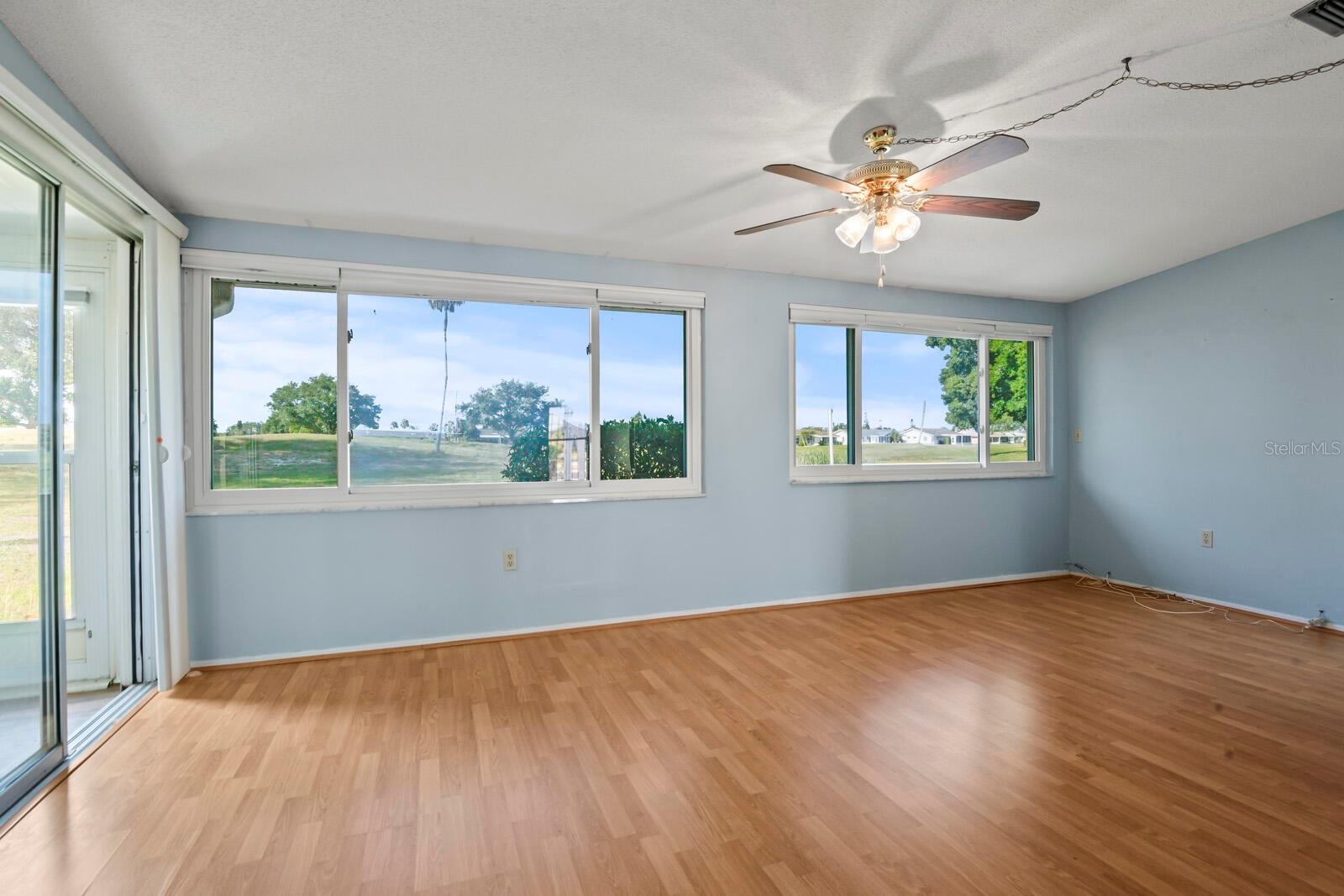 606 LA JOLLA AVE