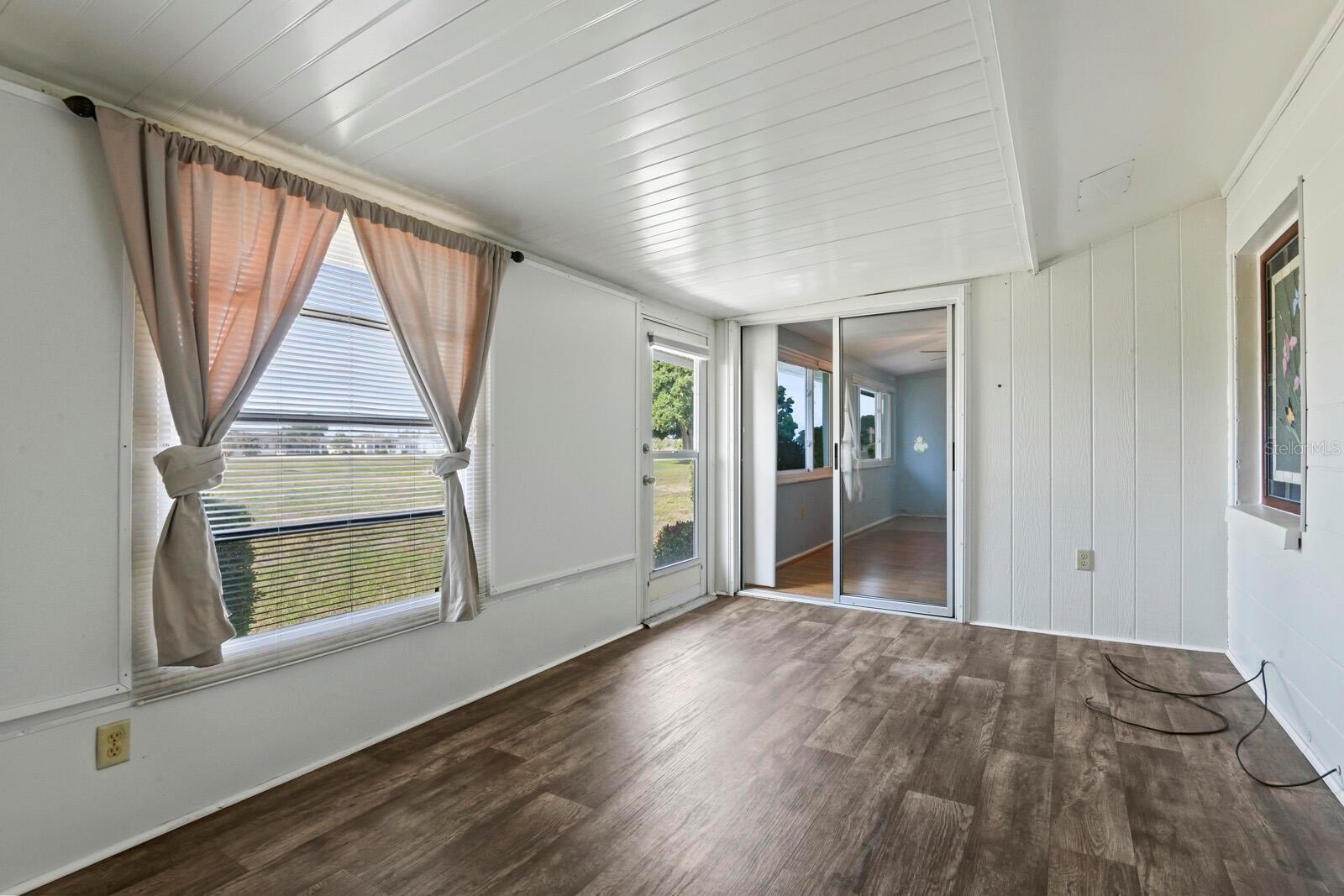 606 LA JOLLA AVE
