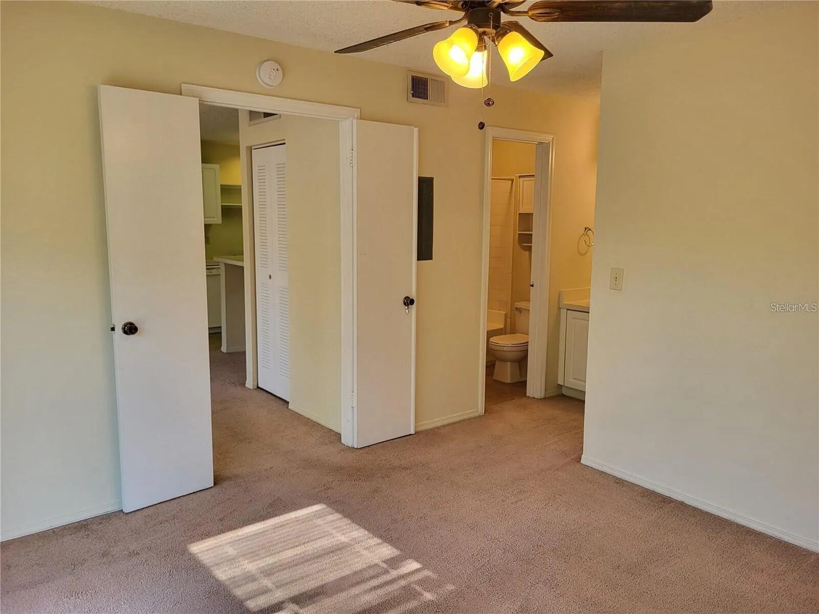 4107 CHATHAM OAK CT #313