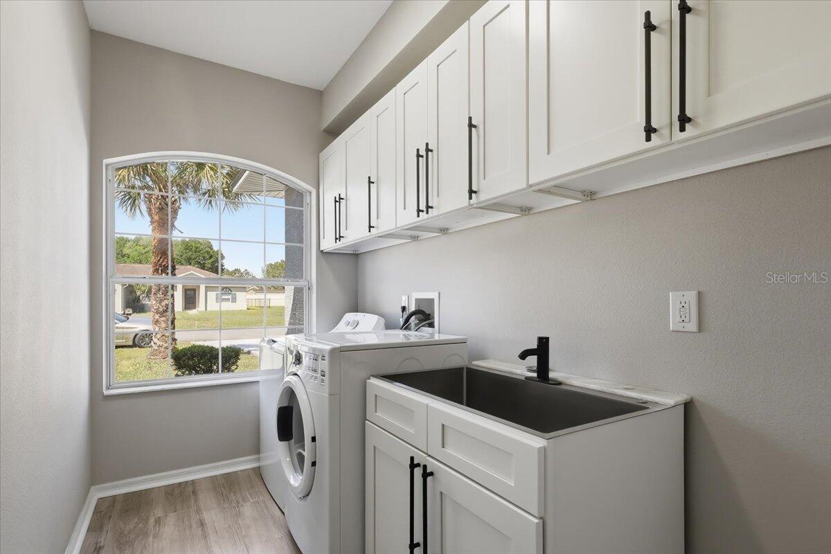 103 BURROUGHS DR