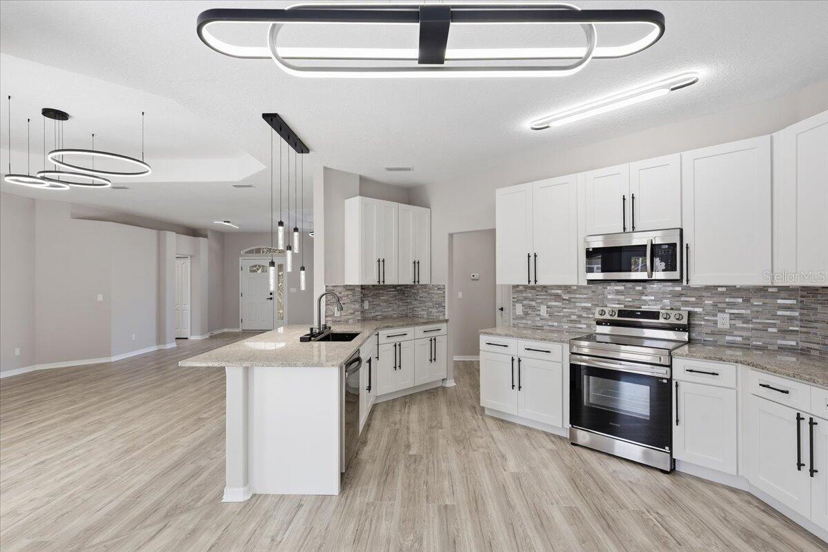 103 BURROUGHS DR