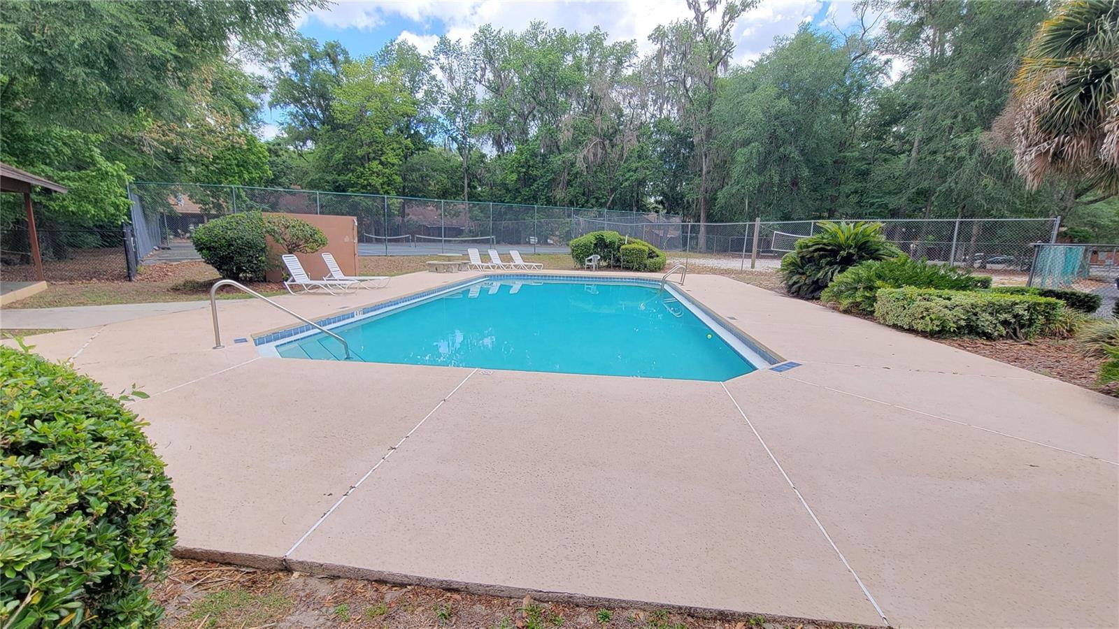 900 SW 62ND BLVD #B6