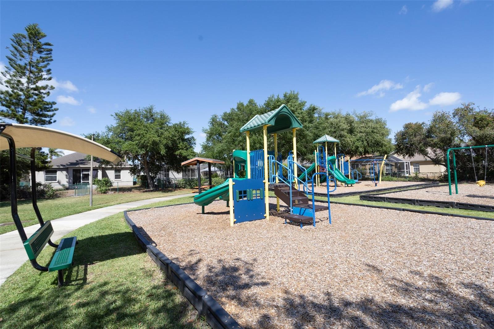 1819 LATELIA CT