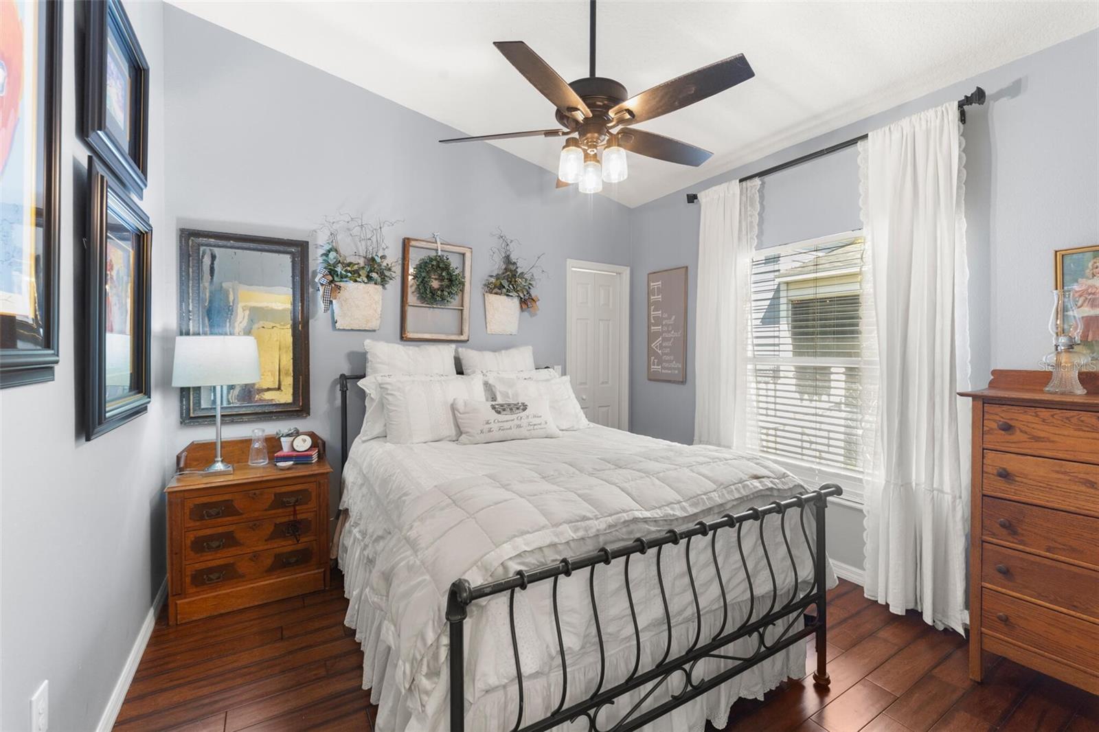 1819 LATELIA CT